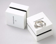 подарочная коробка бумаги оптового изготовленного на заказ дракона логотипа роскошная косметическая упаковывая, подарочная коробка украшений бумаги свадьбы белая с лентой