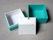 подарочная коробка бумаги оптового изготовленного на заказ дракона логотипа роскошная косметическая упаковывая, подарочная коробка украшений бумаги свадьбы белая с лентой