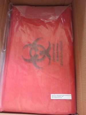 Отход Biohazard ранга больницы кладет красный вкладыш в мешки погани с символом опасности для заразного уничтожения отбросов. Самая лучшая небольшая лаборатория может